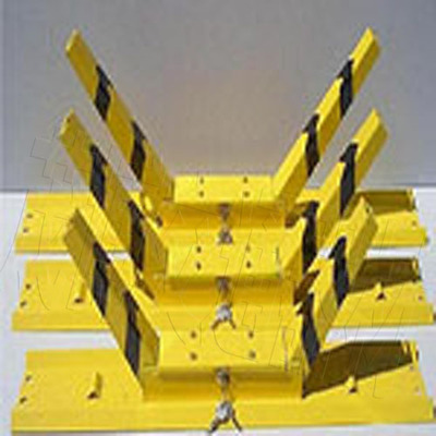 專業(yè)交通管控設備供應 破胎器、阻車器與車輪鎖詳解